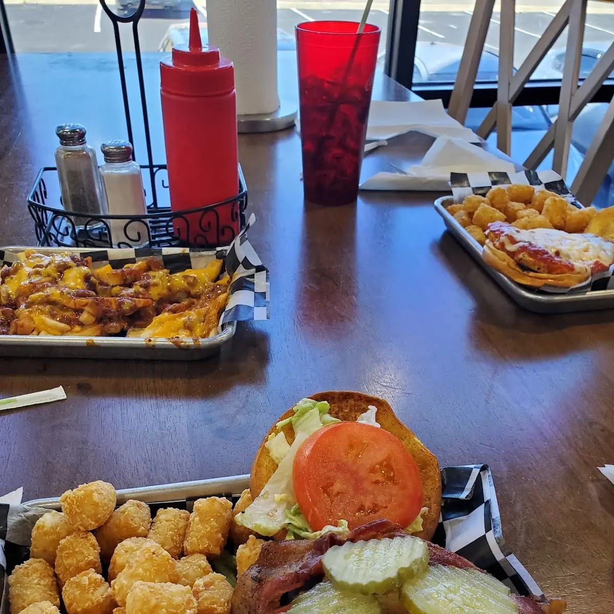 Double Cheeseburger N Tots