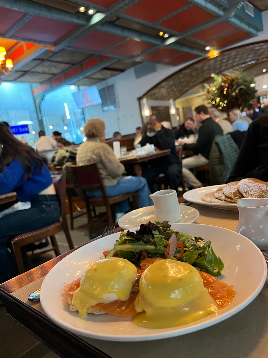 Smoked Salmon Benedict