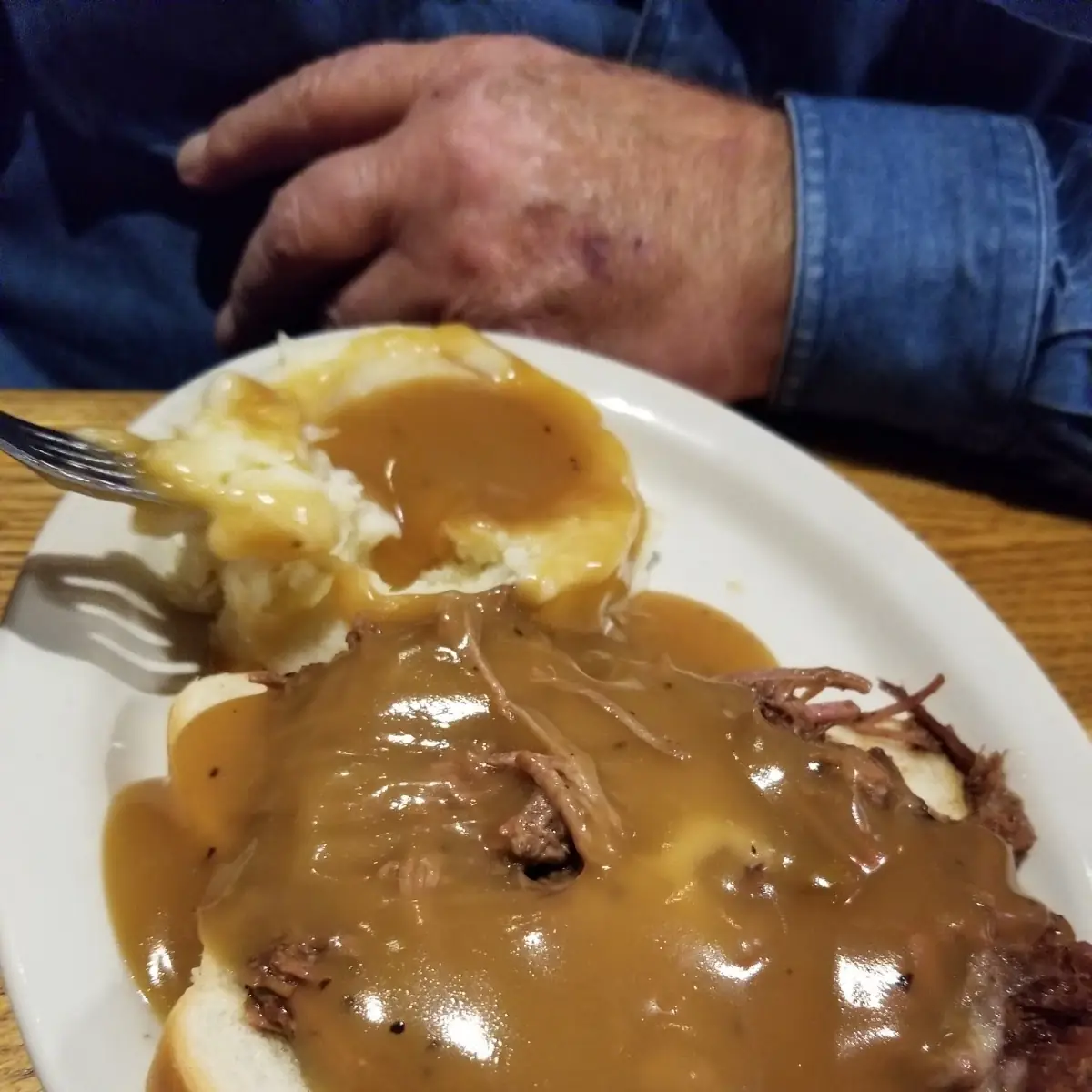Hot Beef Sandwich Platter