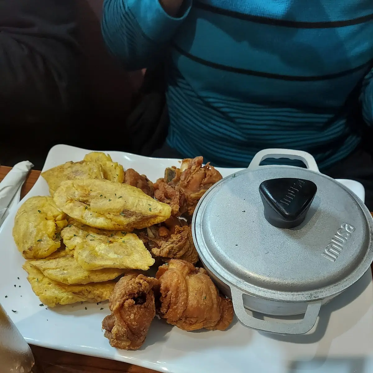 Fried Chicken Bites & Tostones
