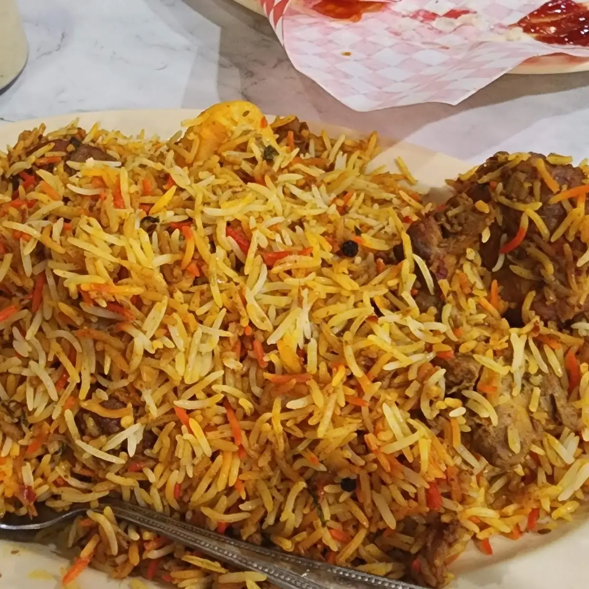 Karachi-Style Chicken Biryani