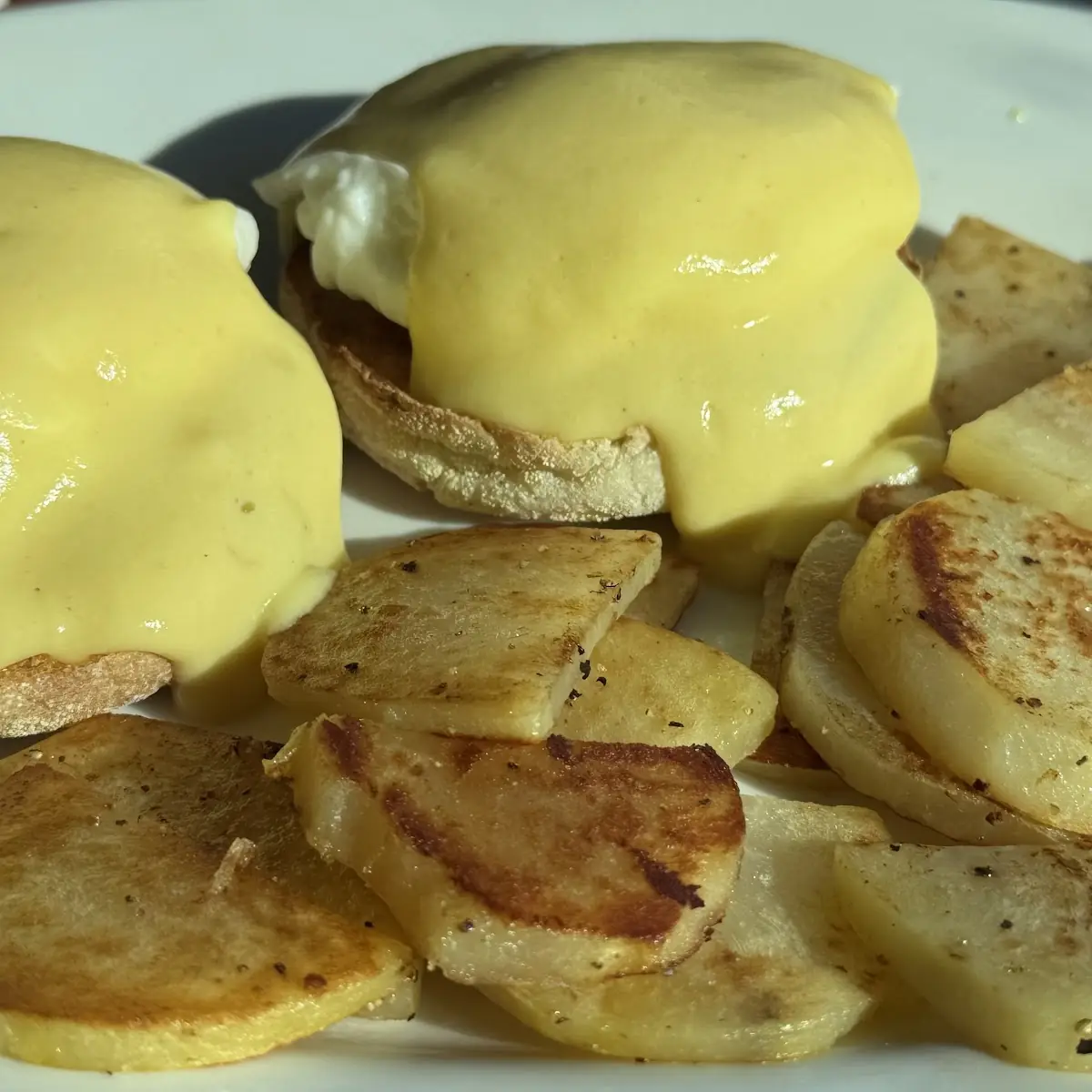 Eggs Benedict