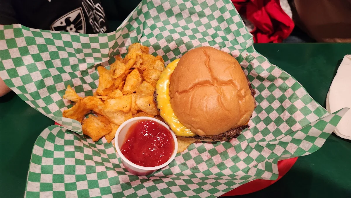 Kids Cheeseburger