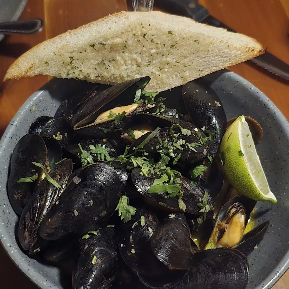 Black Mussels
