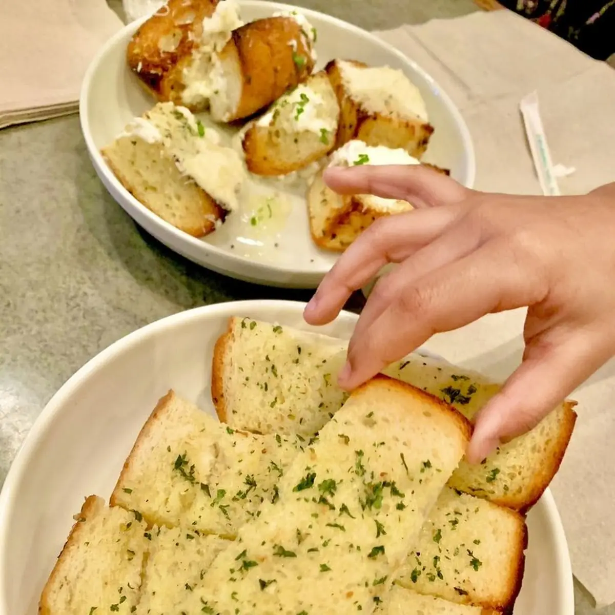 Garlic Bread Basket