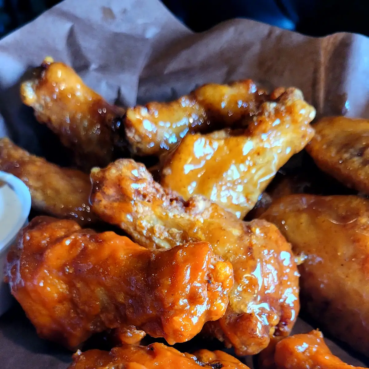 Highlights, Average Joes Sports Bar