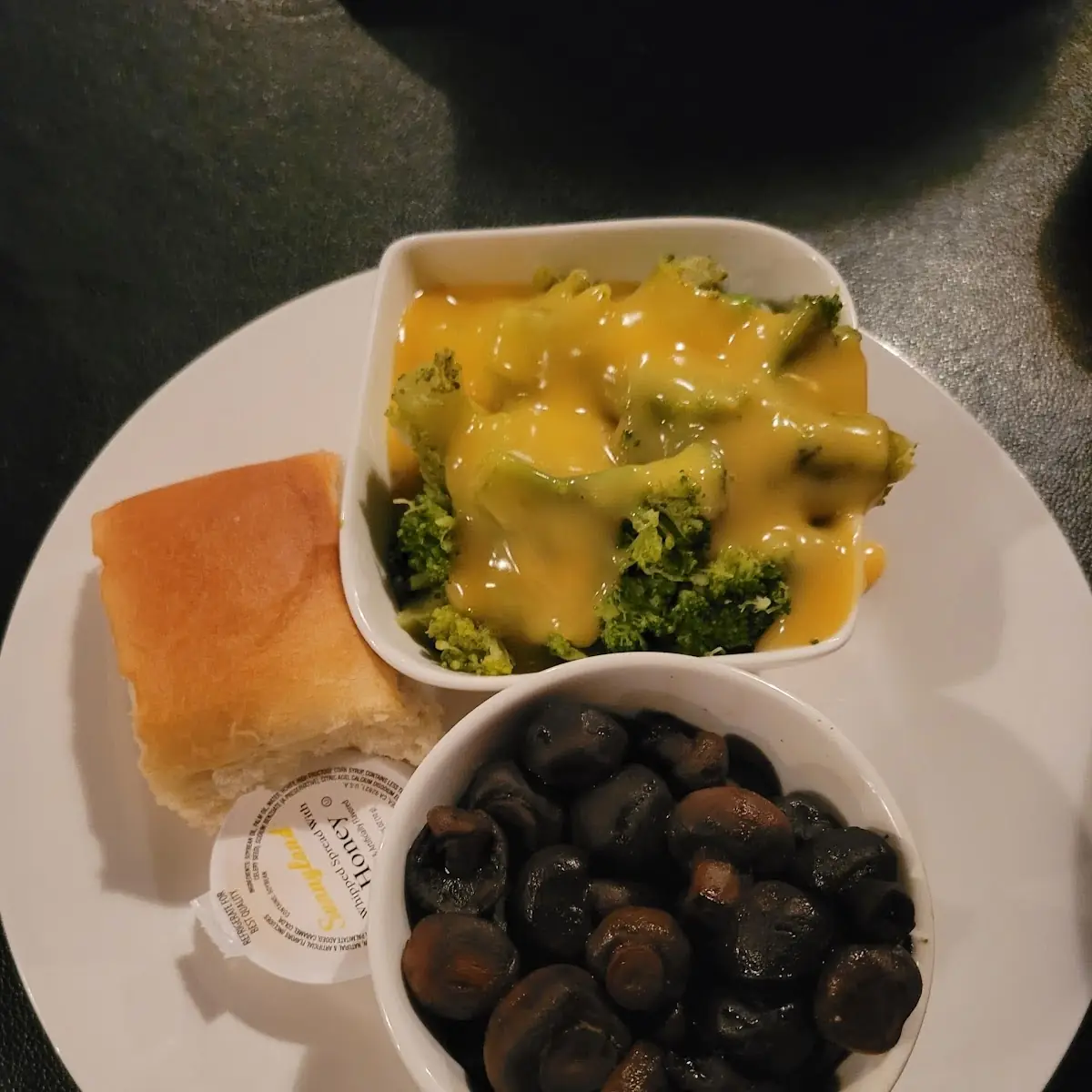 Sautéed Mushrooms and Broccoli with Cheese