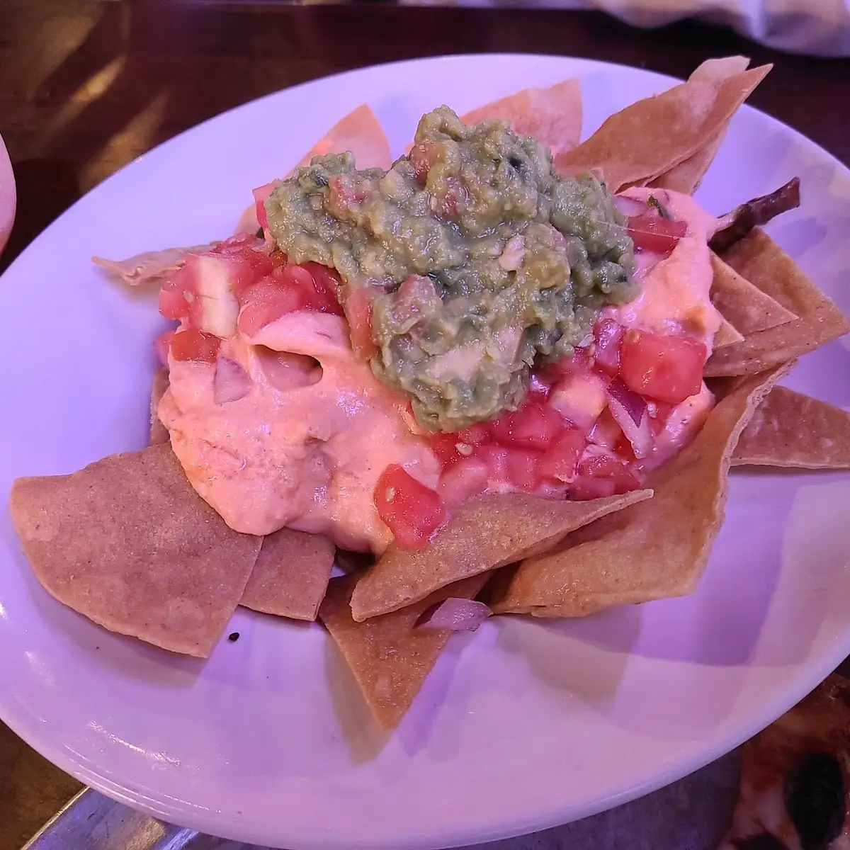 Guacamole Cheese Nachos