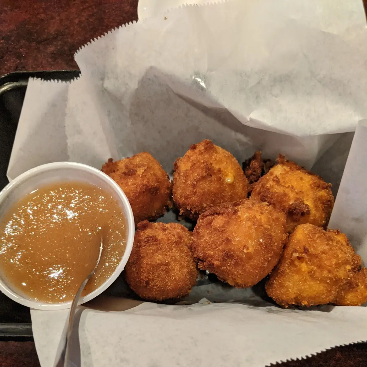 Spicy Mac and Cheese Bites