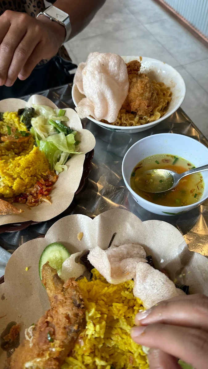 Highlights, Abang abang Indonesian Eatery