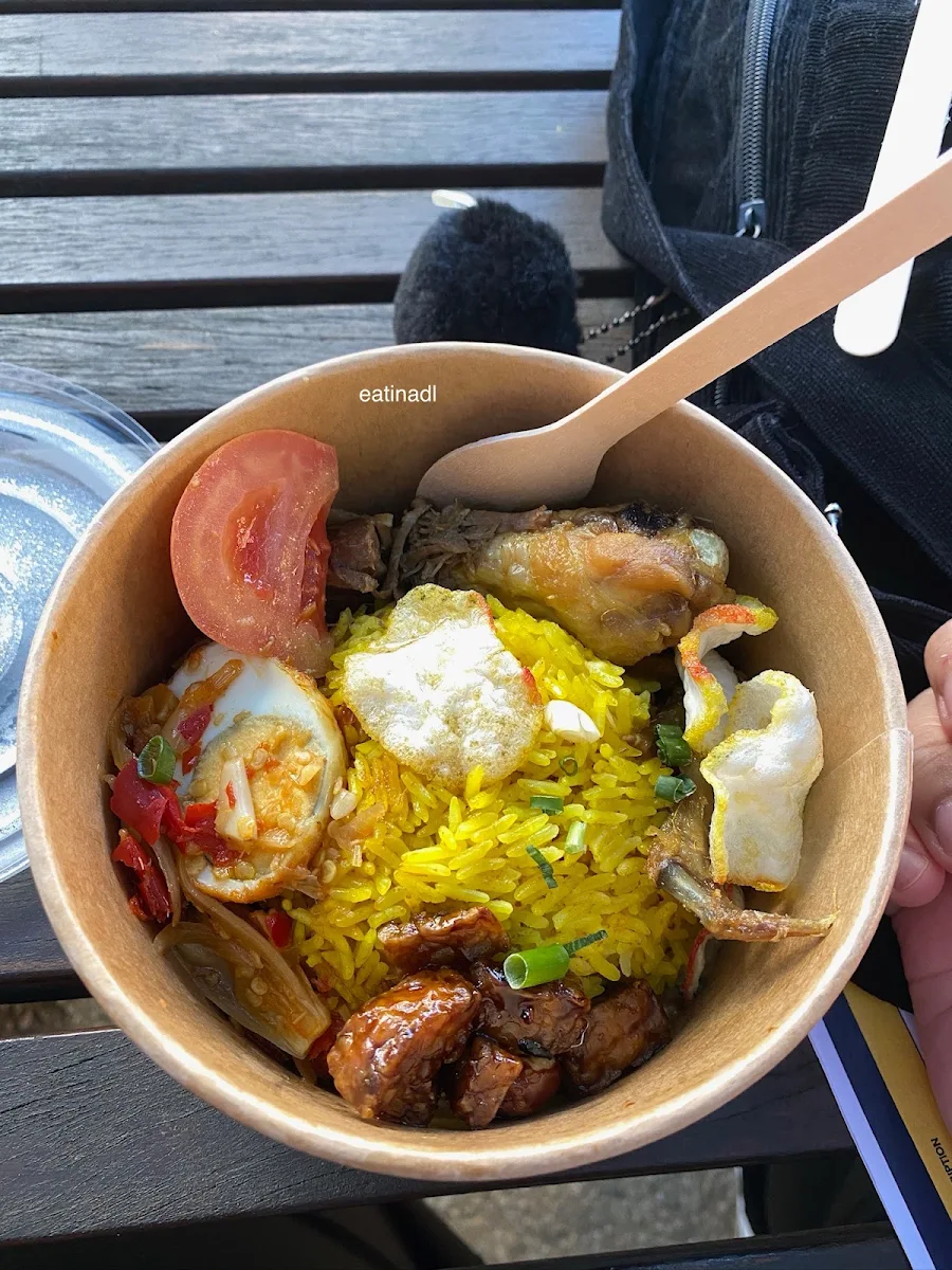 Nasi Campur, Abang abang Indonesian Eatery