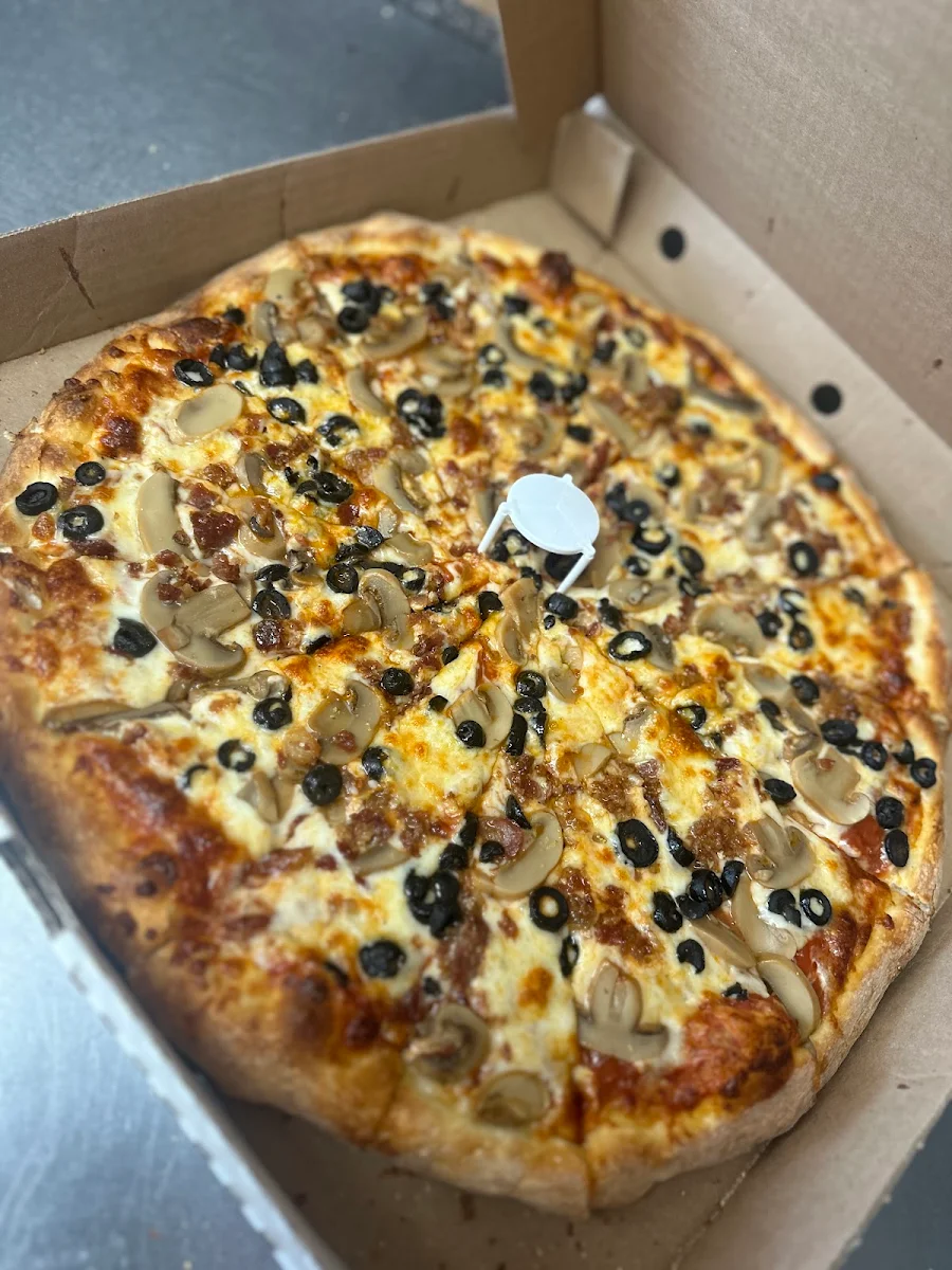 Highlights, Naples Pizza