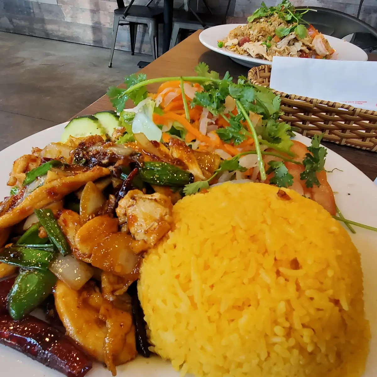 Pan Fried Chicken and Vegetables with Steamed Rice Cơm Xào GÀ