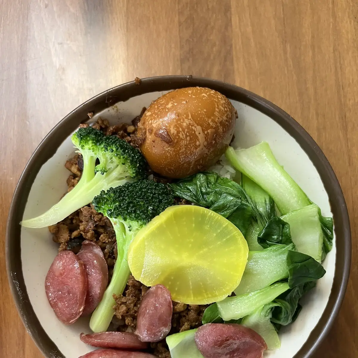 Taiwanese Sausage and Minced Pork Rice Bowl