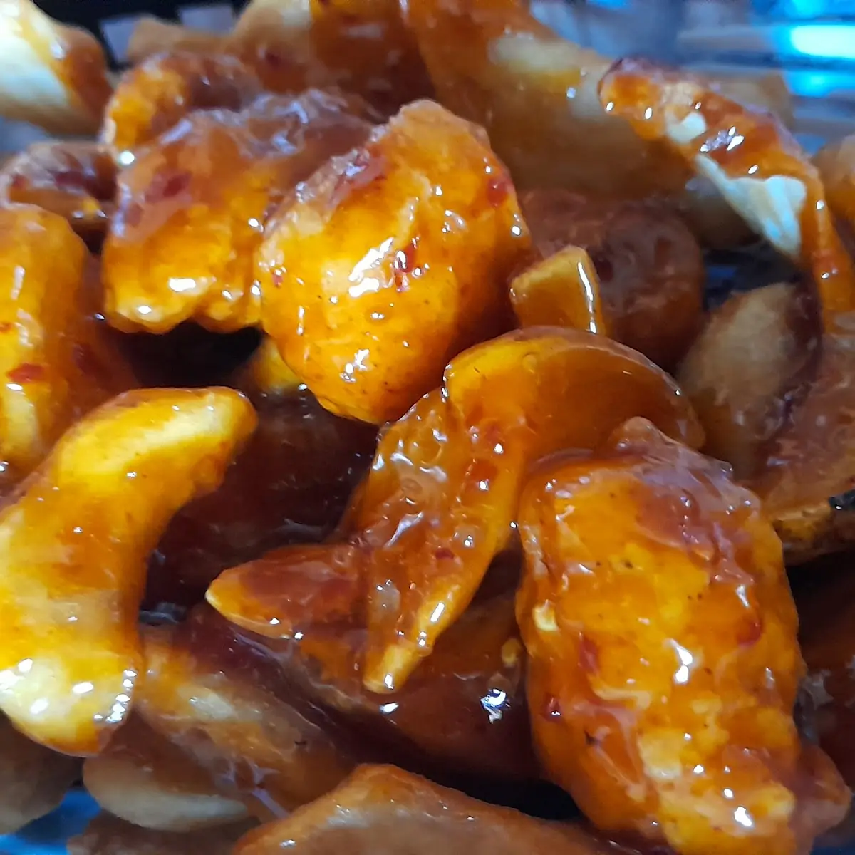 Boneless Wings with Side Winder Fries