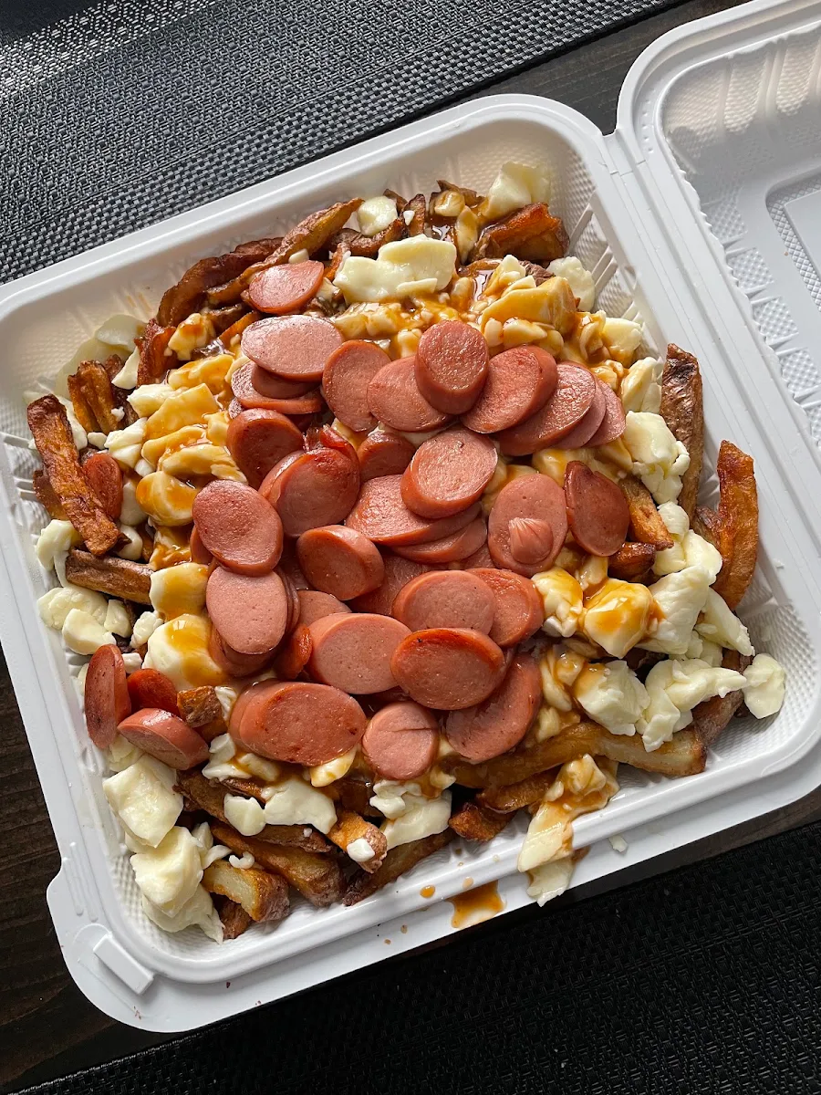 Poutine Familiale, Chez Denise