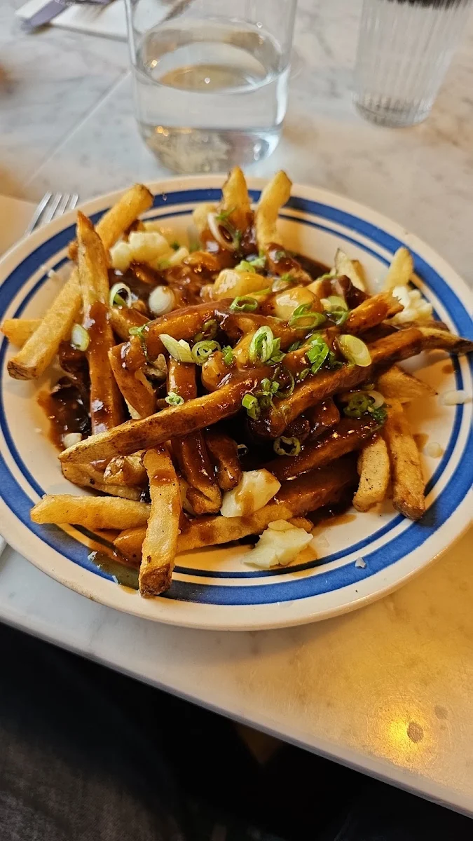 Classic Poutine