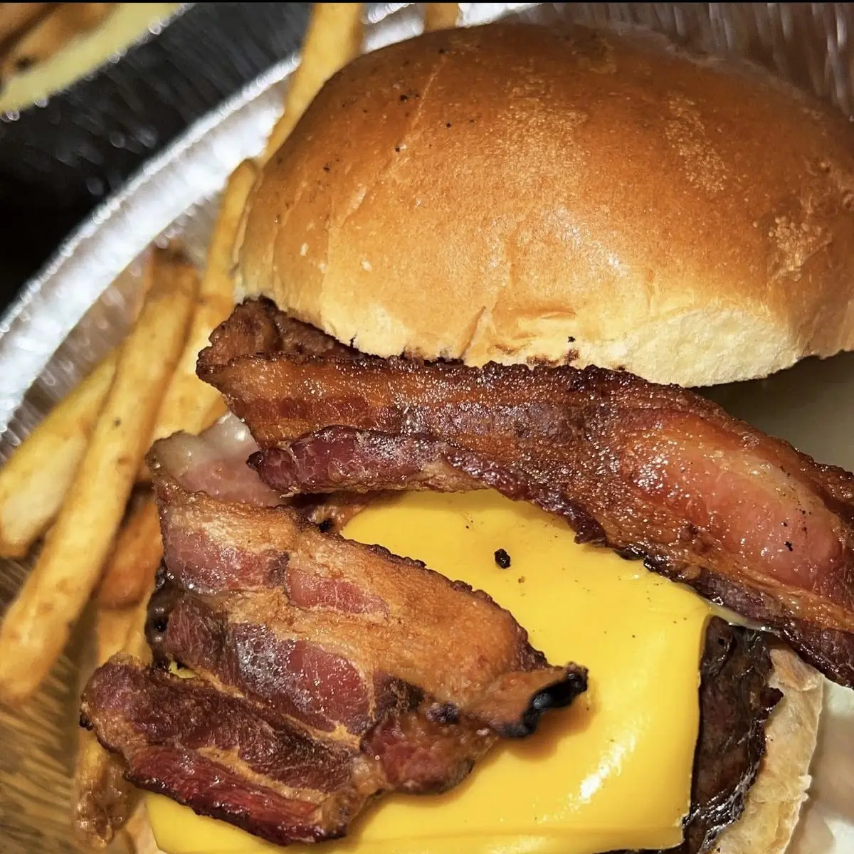 Smoke House Burger & Fries