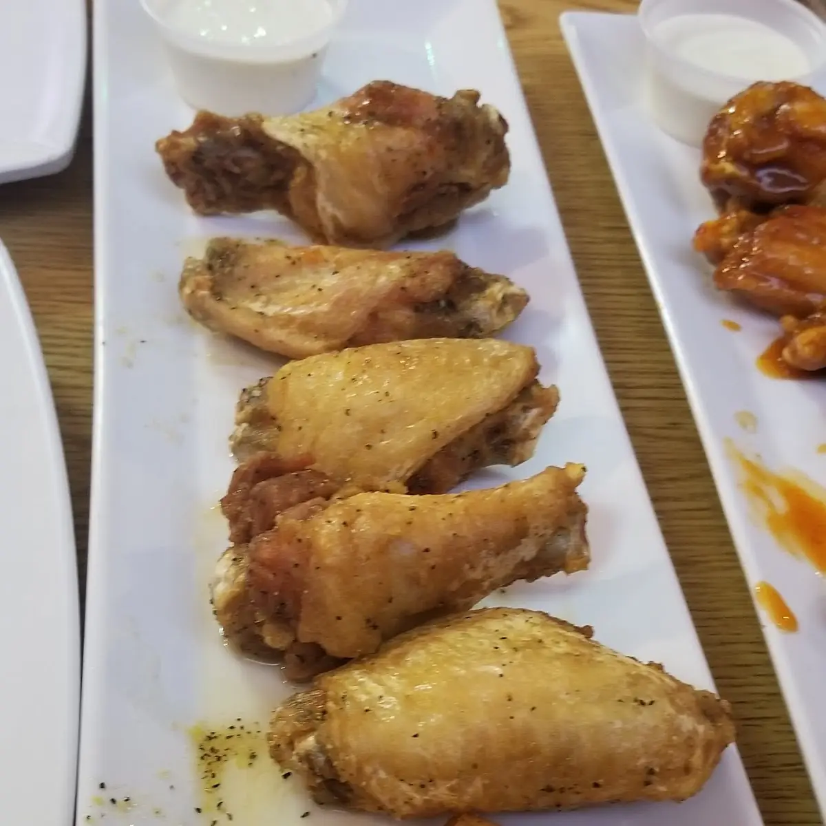 Lemon Pepper Chicken Wings