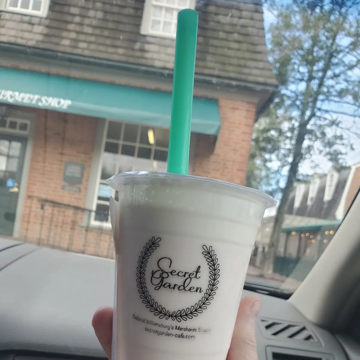 Coconut Milk Tea with Bubbles