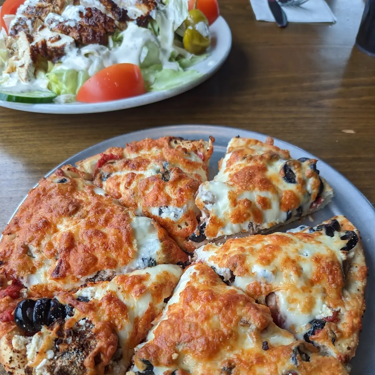 8 Personal Pizza
