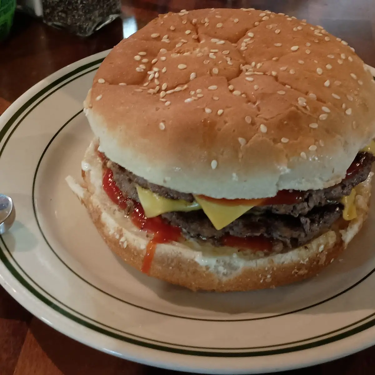 Double Cheeseburger