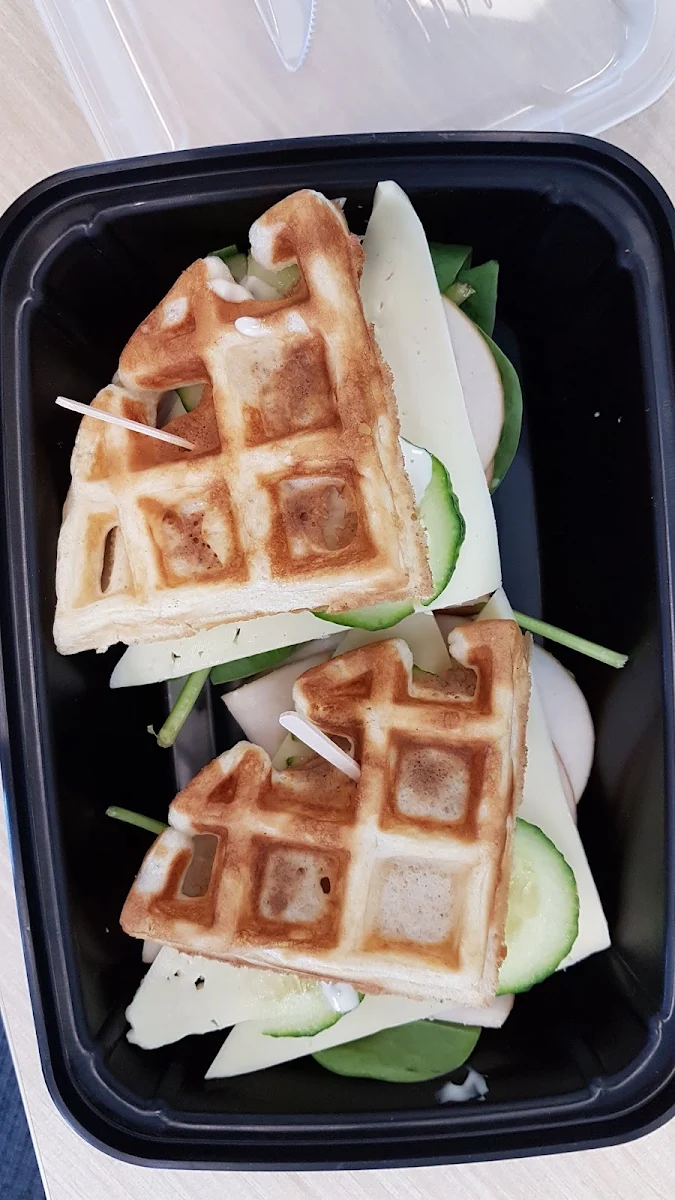 Waffle Sandwich, Happiness
