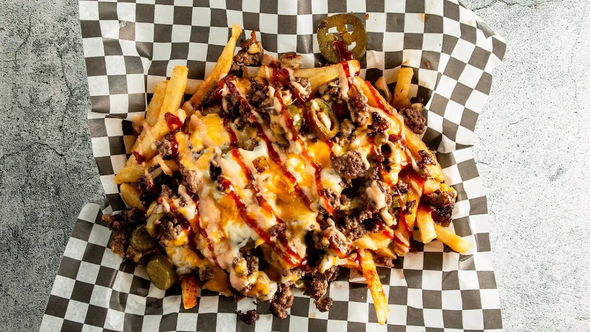 Highlights, Simba's Hot Chicken (Markham Rd)