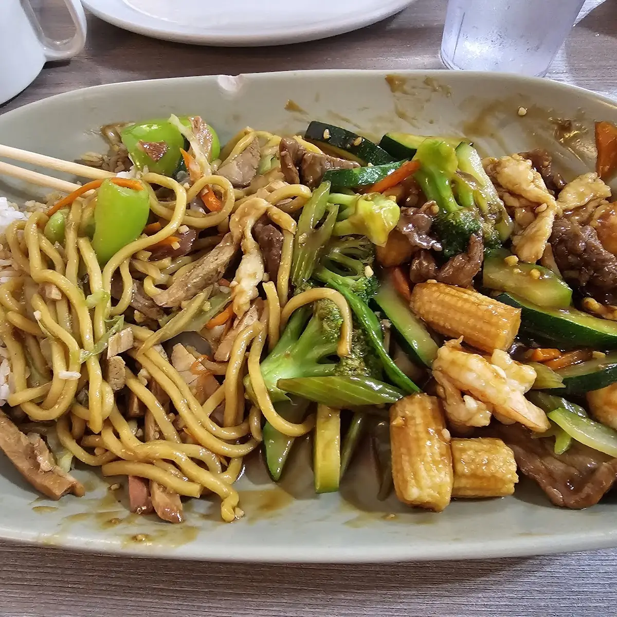 Chicken with Mixed Vegetables Lo Mein
