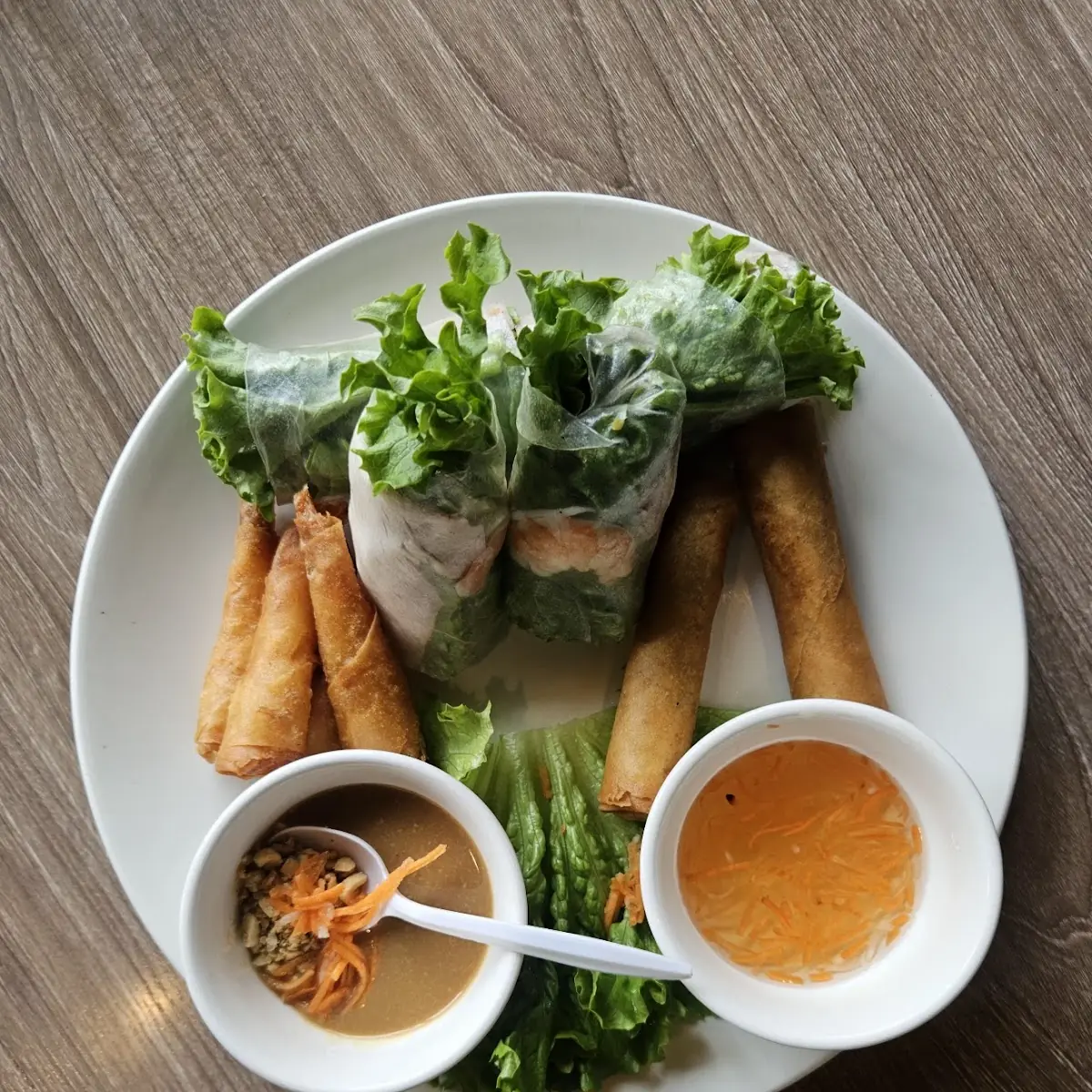 Meat Shrimp Egg Roll & Vermicelli