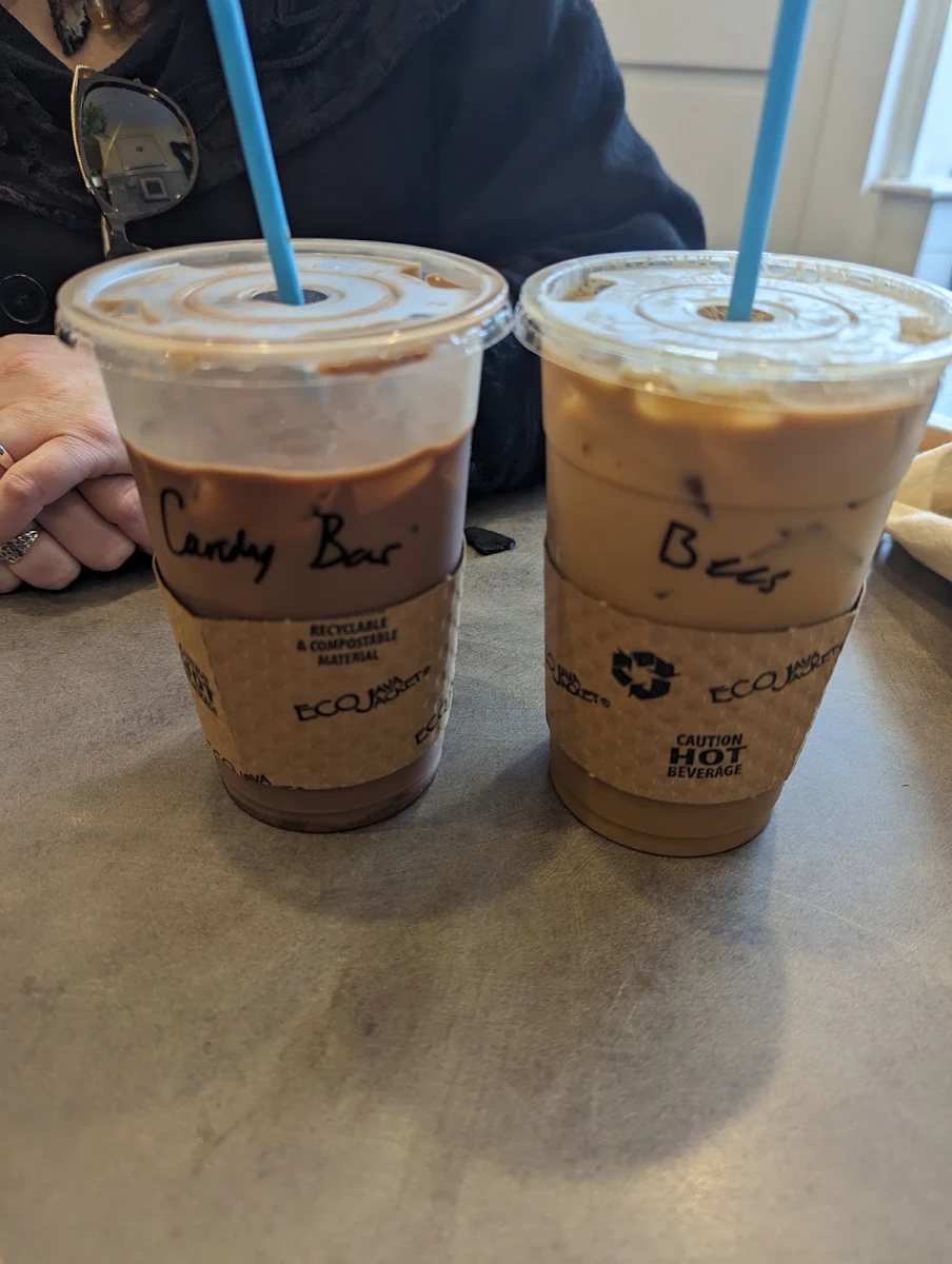 Candy Bar Latte & Bees Latte