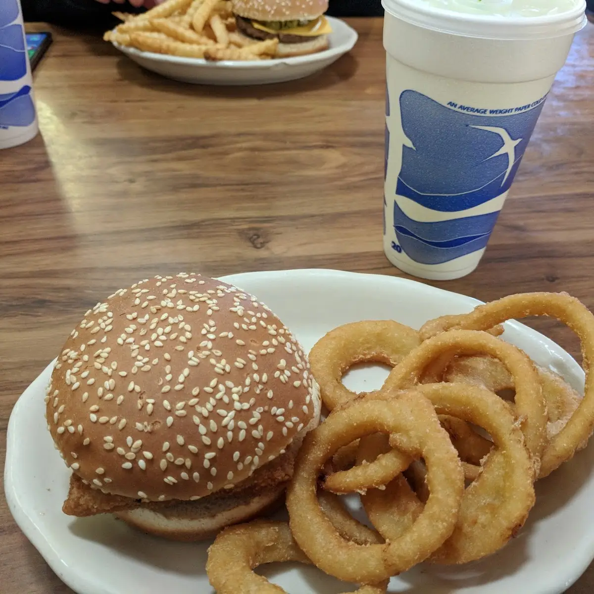 Fish Sandwich w Onion Rings