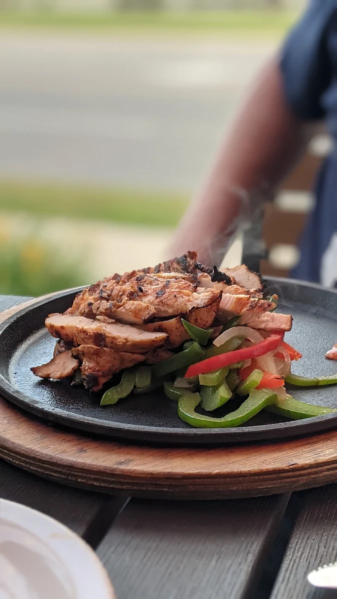 BBQ Chicken Fajitas, Montana’s BBQ & Bar