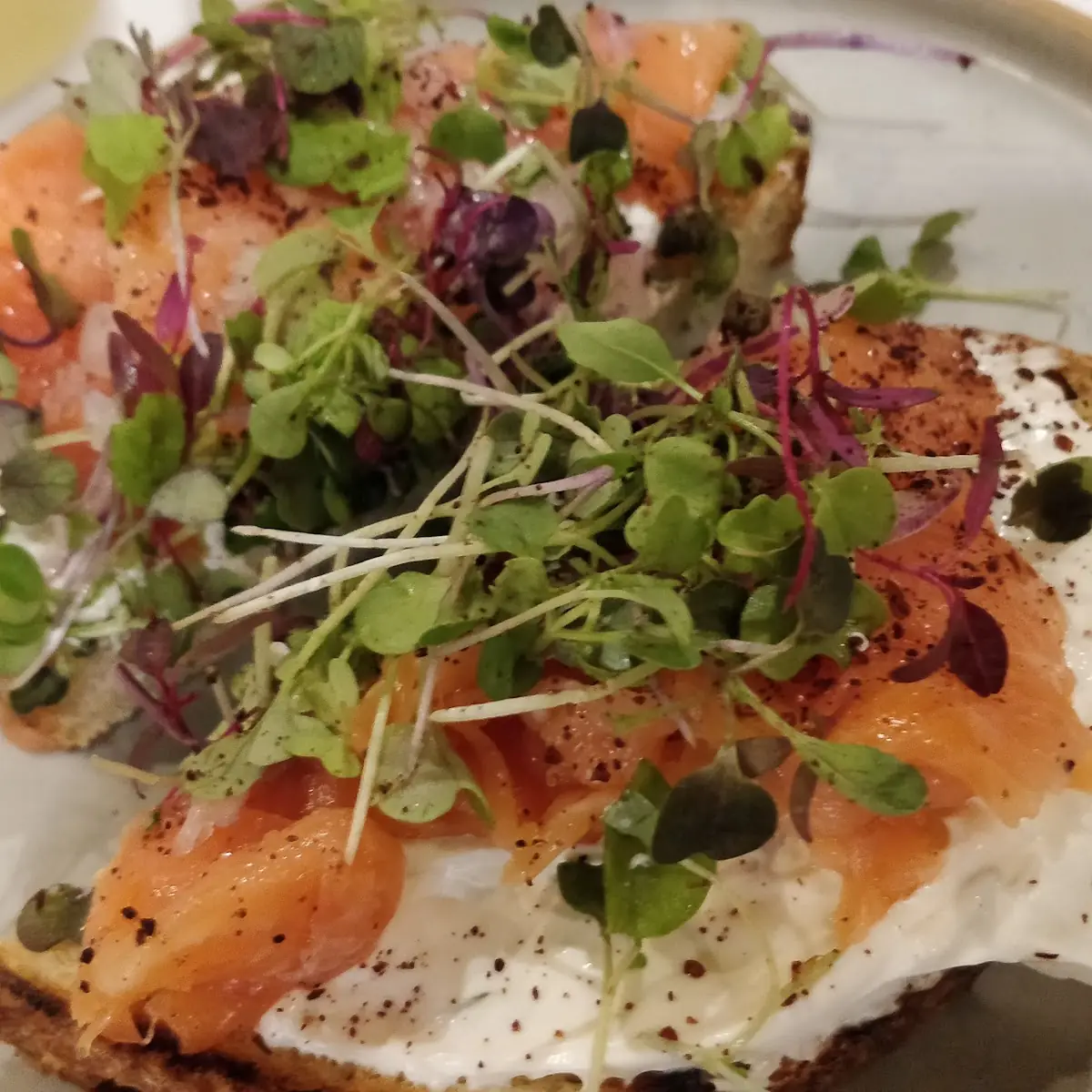 Smoke Salmon Toast