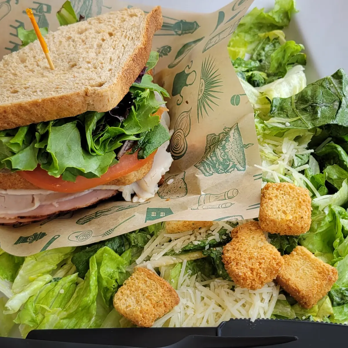 Garden Fresh Turkey Sandwich