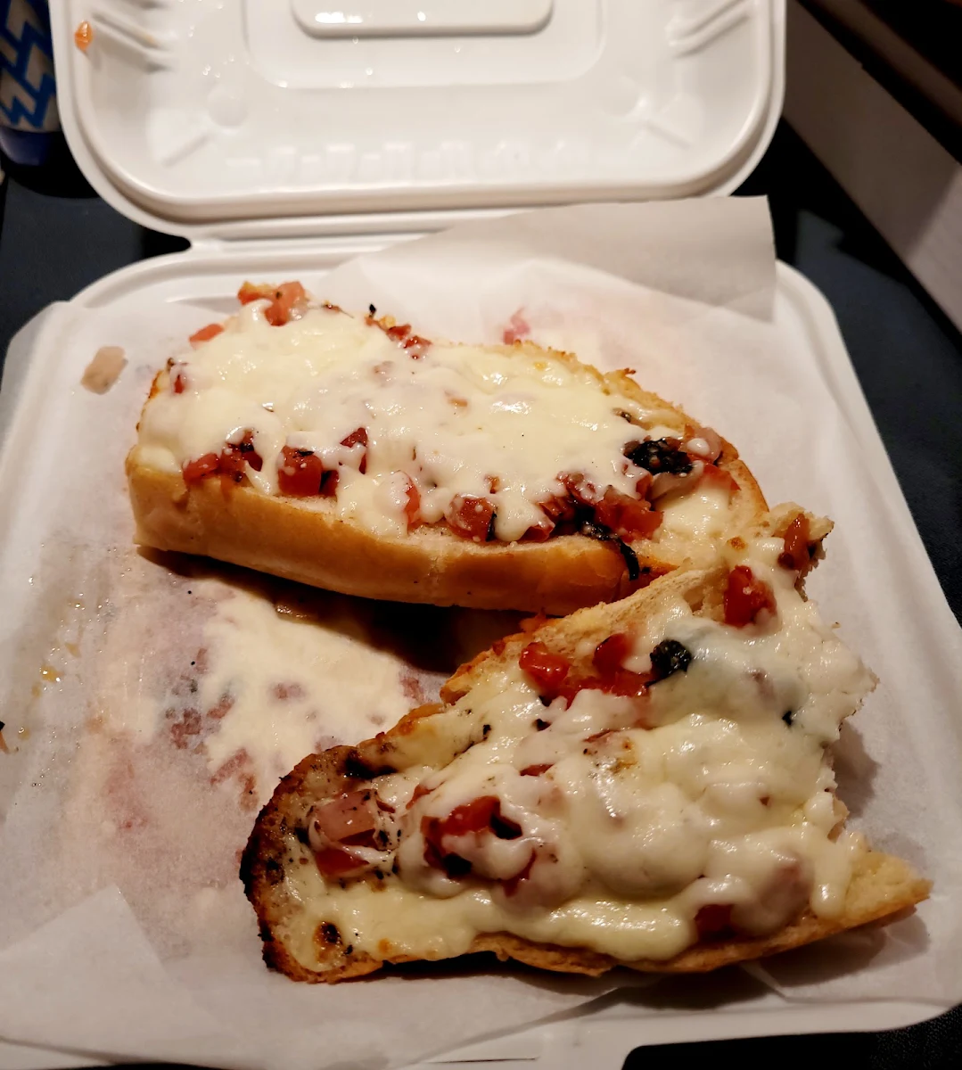 Bruschetta, Luca Pizza