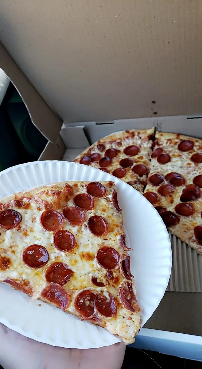 Pepperoni Pizza, Luca Pizza