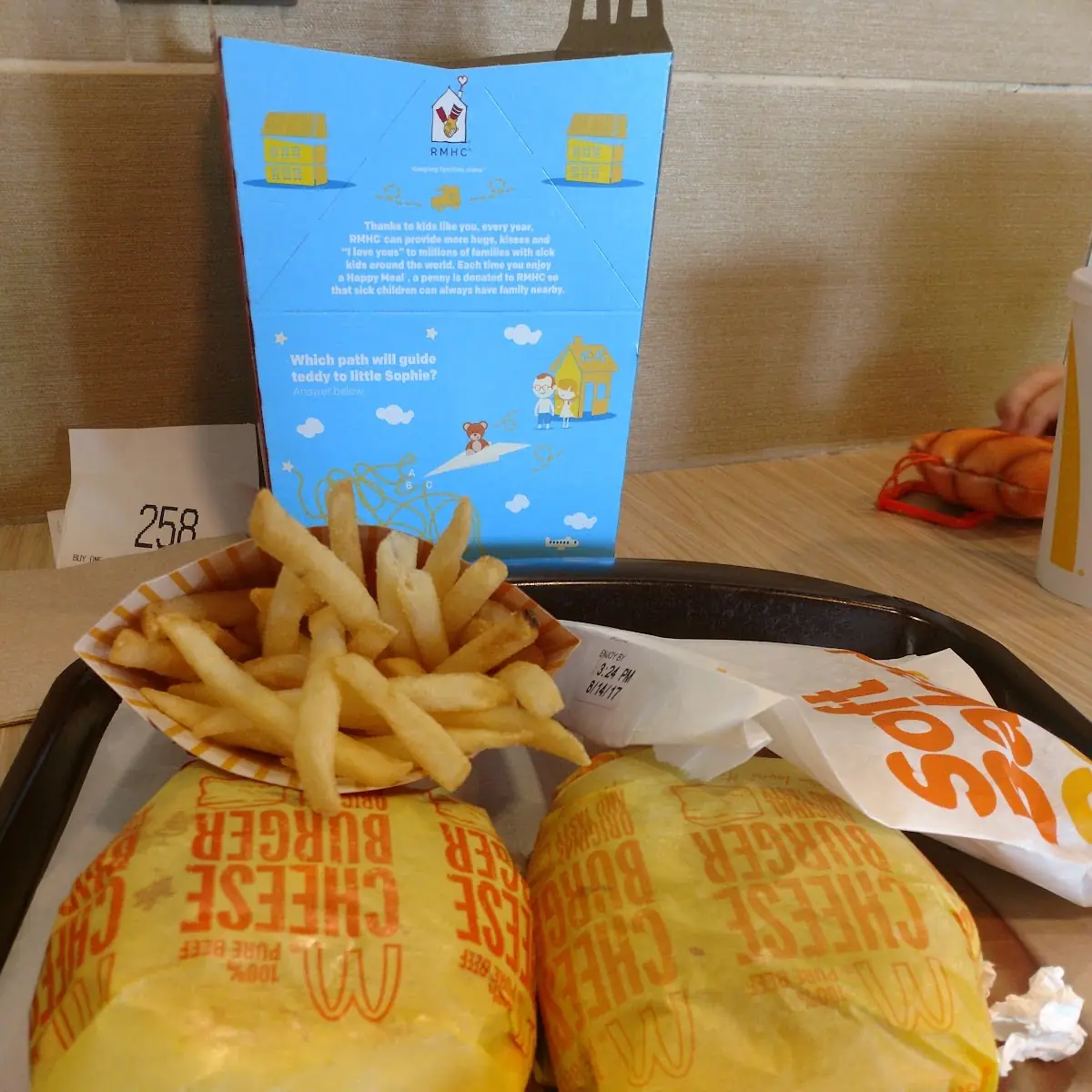 2 Cheeseburger Combo with Chocolate Chip Cookie