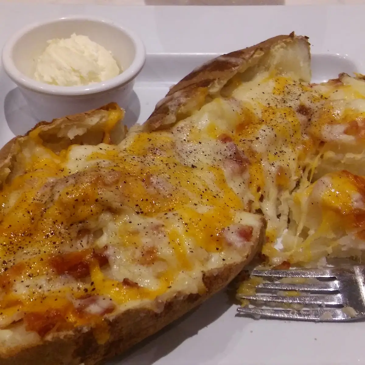 Baked Potato with Bacon and Cheese