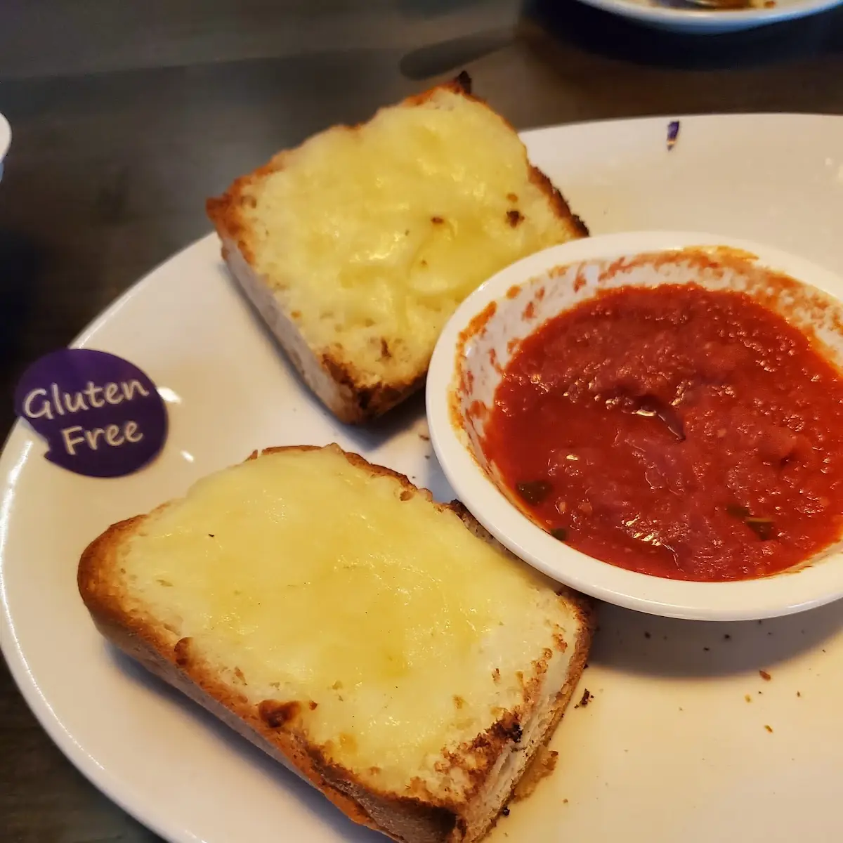 Garlic Cheese Bread with Marinara