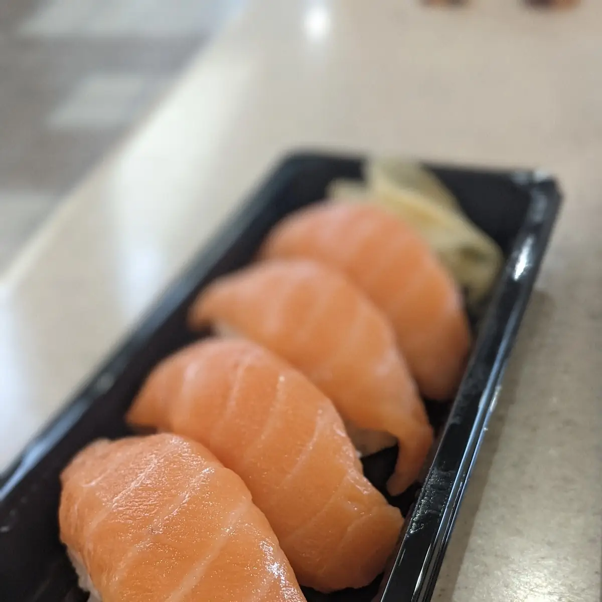 Salmon Nigiri