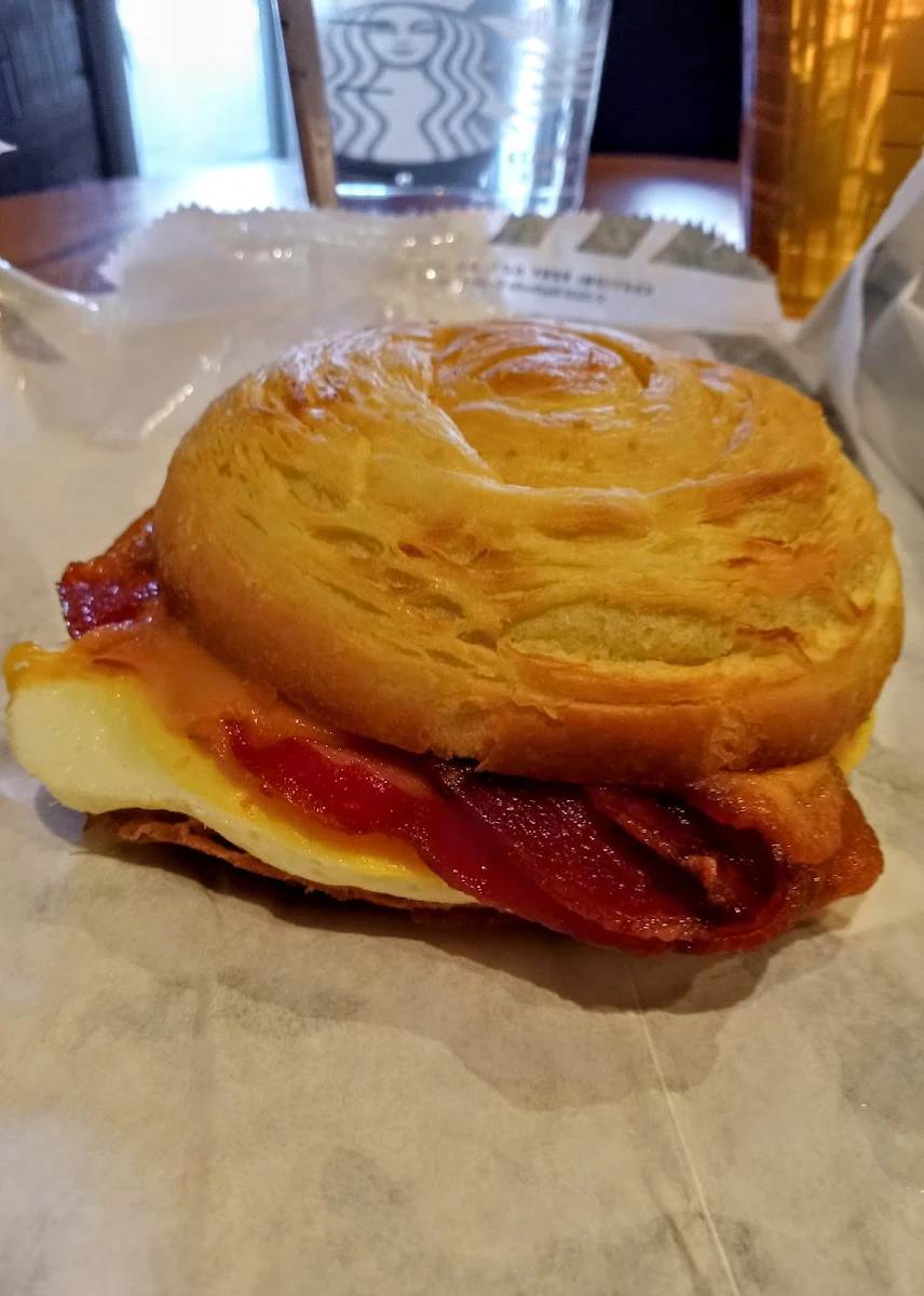 Double-Smoked Bacon Cheddar & Egg Sandwich