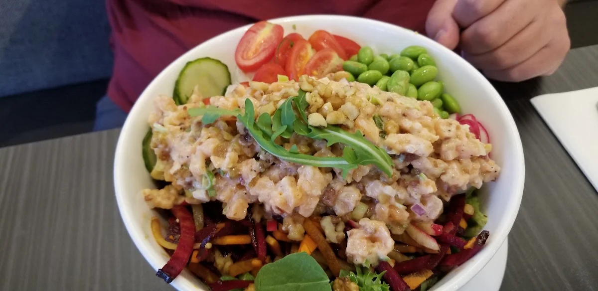 Tartare Saumon Et Bacon Poke Bowl