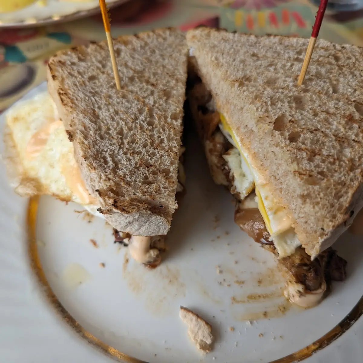 Egg Sandwich with Carnitas