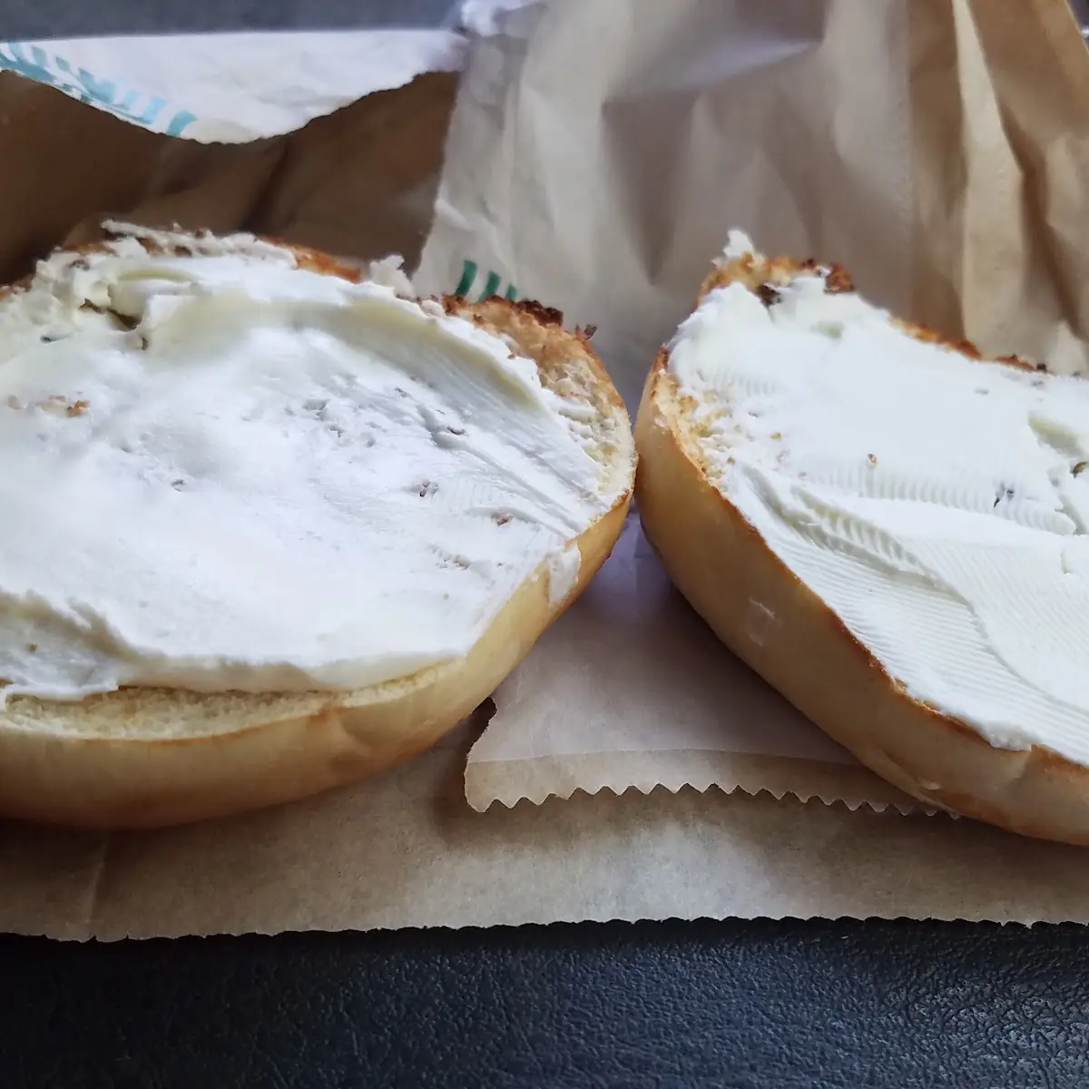 Plain Bagel with Cream Cheese