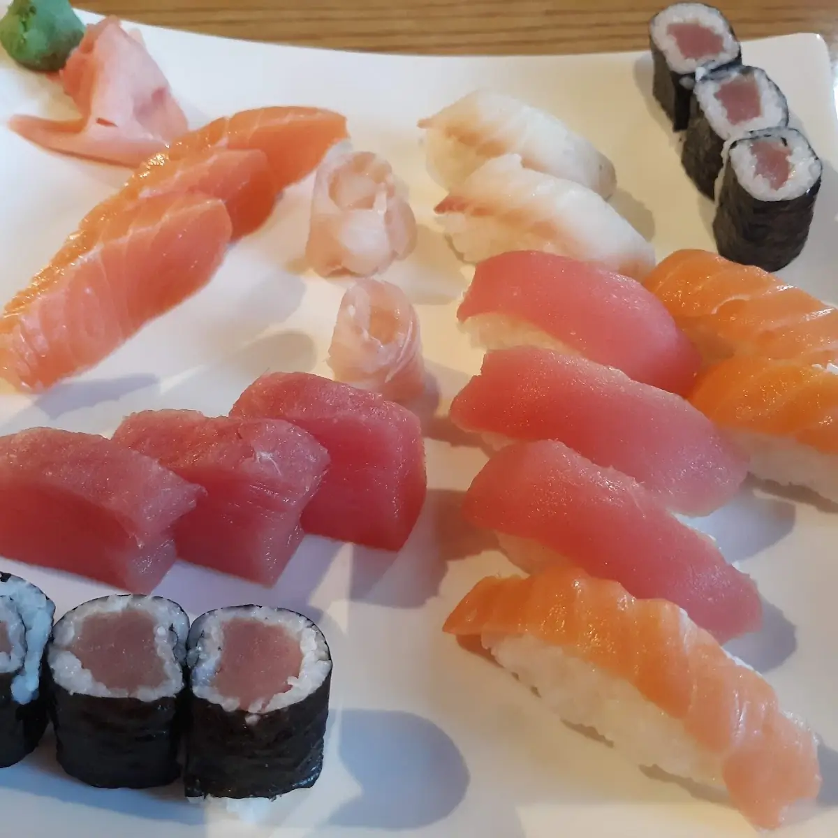 Sushi & Sashimi Combination