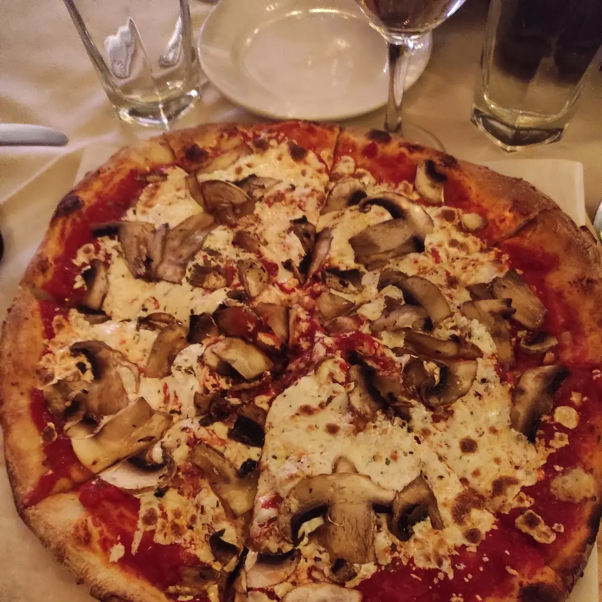 Pizza Funghi