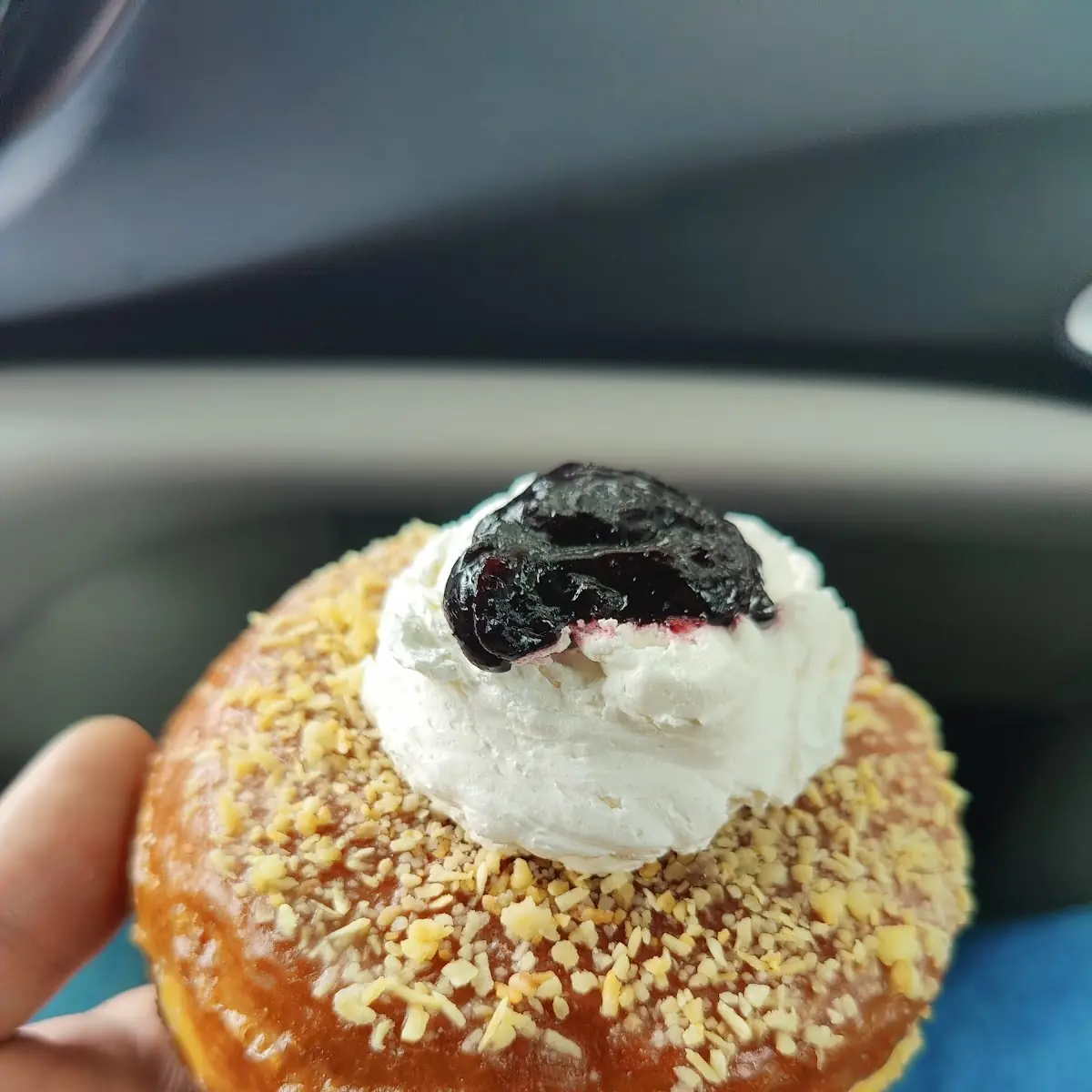 Blueberry Cobbler Doughnut