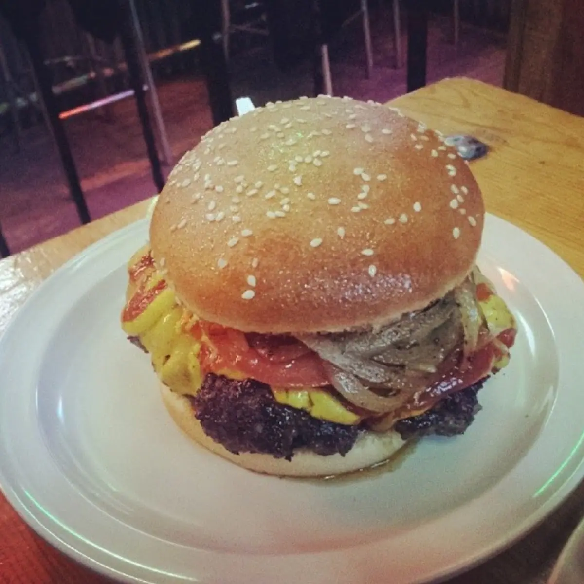 Cheeseburger with Grilled Onions