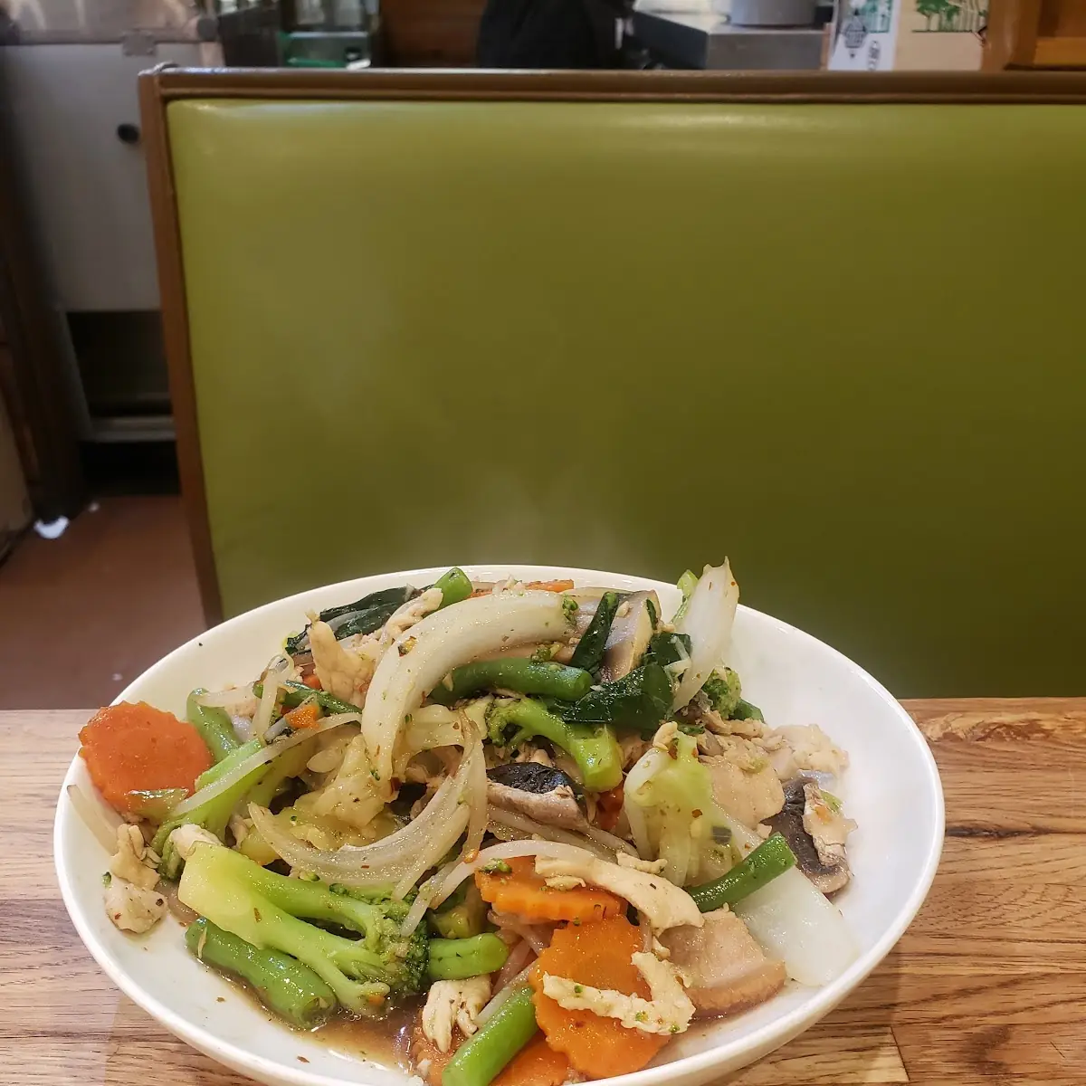 Steamed Veggies with Chicken